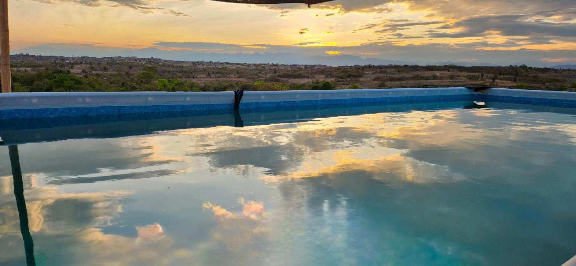 Mana Star Lounge Hotel Villavieja Dış mekan fotoğraf